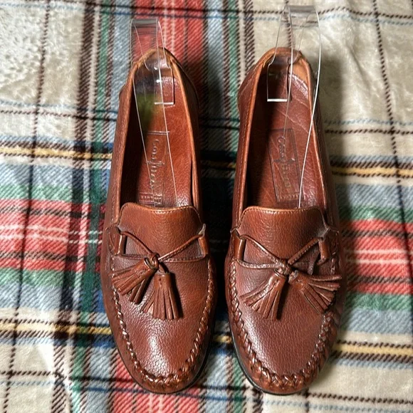Cole Haan Soft Leather Women’s Loafer Tassel size 6 1/2 B Brown Cognac - Picture 14 of 16